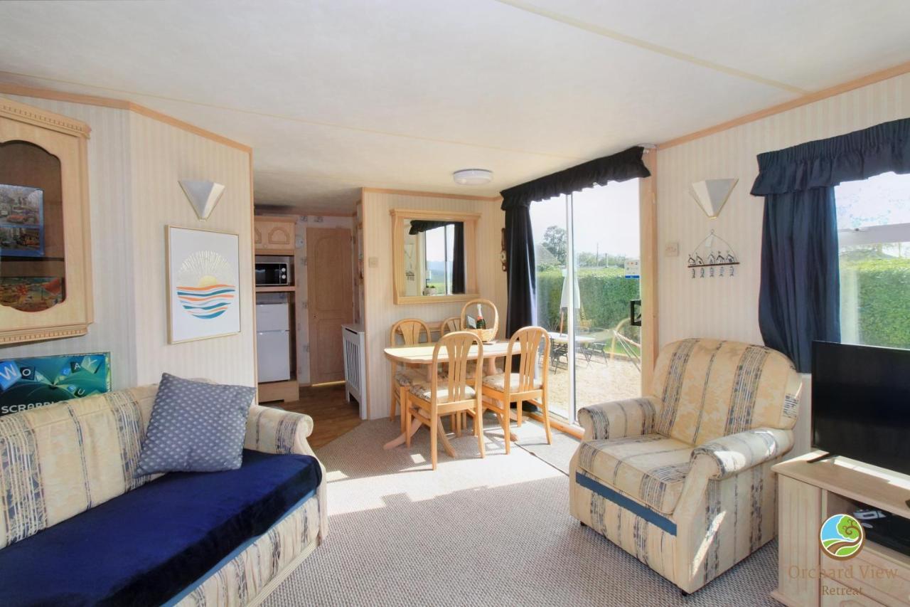 Вилла Orchard View Retreat - Dog Friendly, Enclosed Private Garden With Weather Dependant Hot Tub - Not On A Holiday Park Little Clacton Экстерьер фото